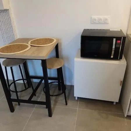 Appartamento Charmant Studio Bien Situe *